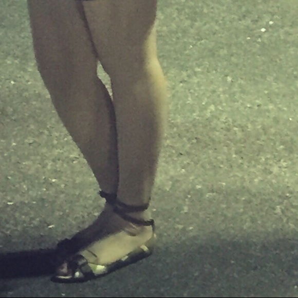 Burberry Flats - Picture 7 of 7